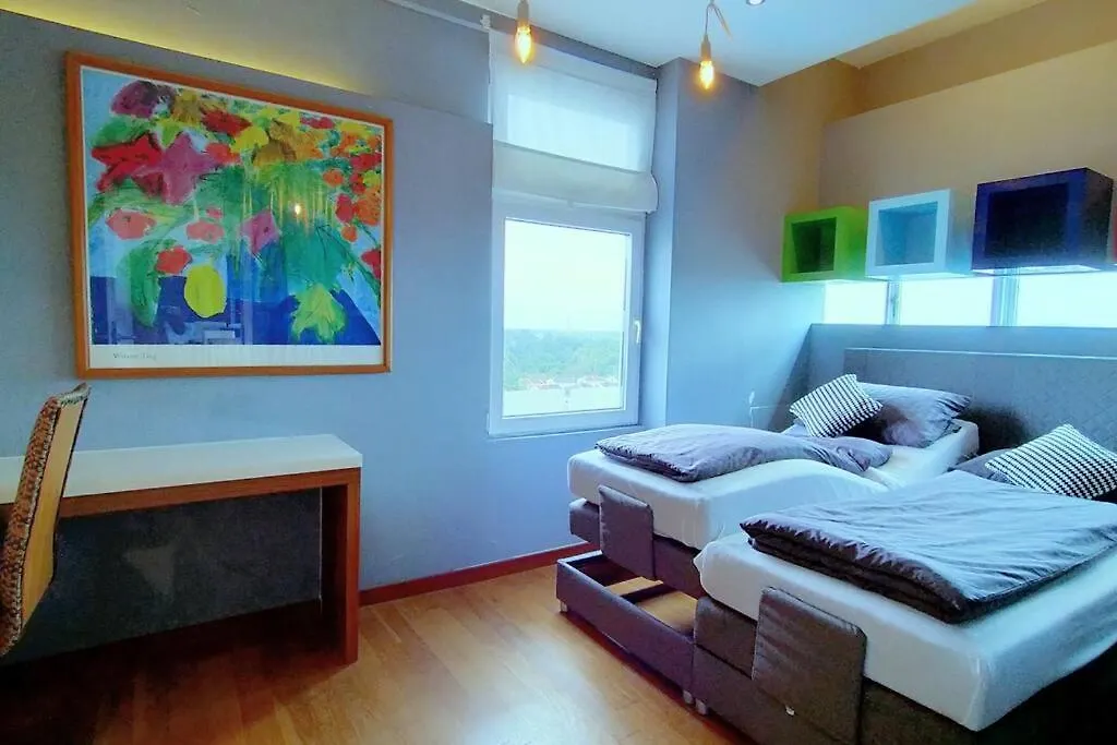 Appartamento Lavish Retreat: Stylish & Scenic Penthouse Johor Bahru
