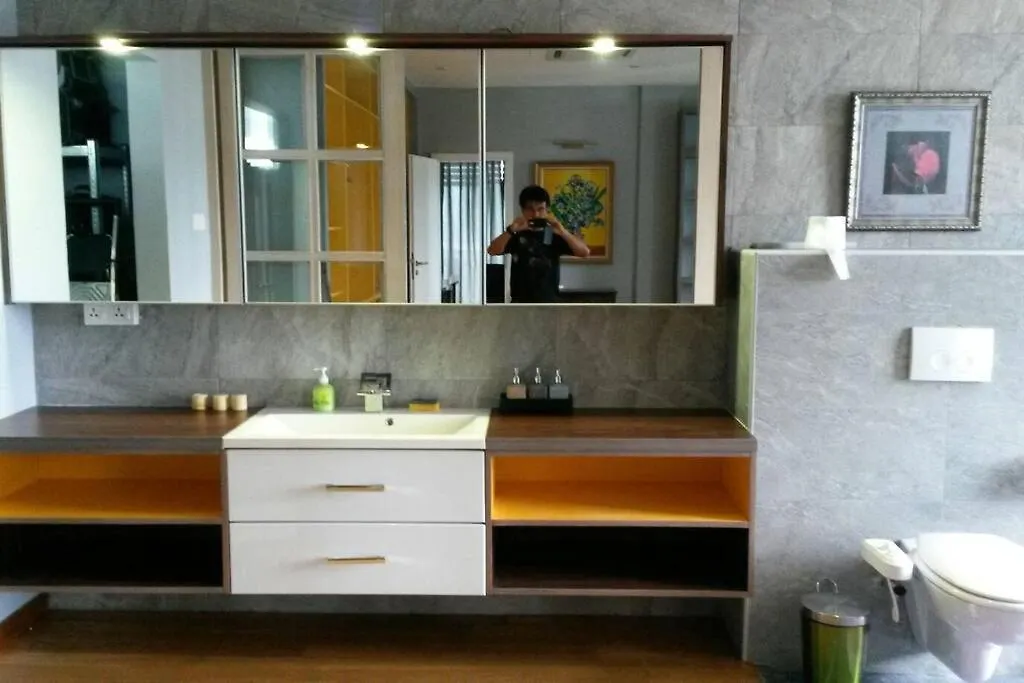 Appartamento Lavish Retreat: Stylish & Scenic Penthouse Johor Bahru