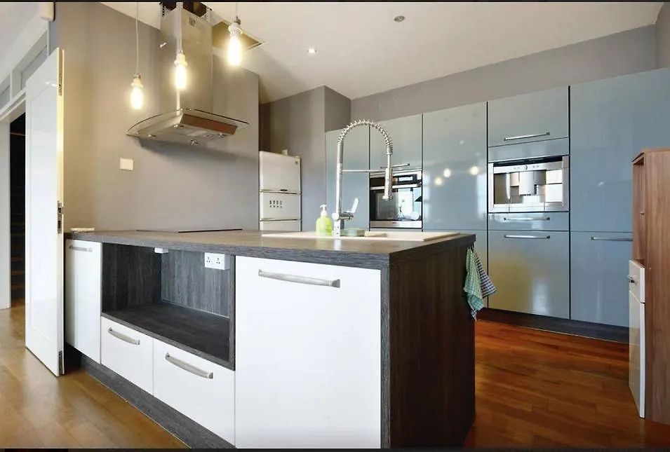 Appartamento Lavish Retreat: Stylish & Scenic Penthouse Johor Bahru
